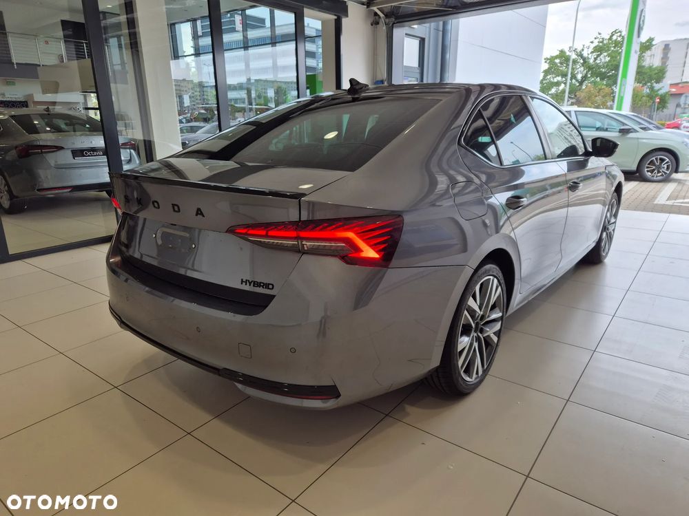 Skoda Octavia 1.5 TSI mHEV Sportline DSG - 7