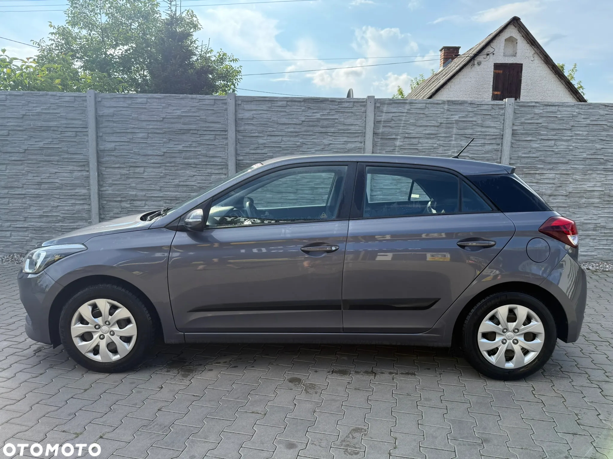 Hyundai i20 1.2 Classic + - 3