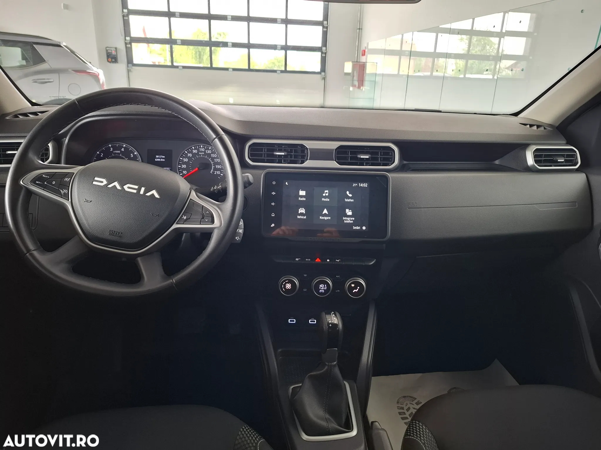 Dacia Duster TCe 150 EDC Journey - 12