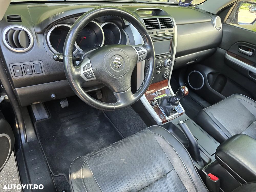 Suzuki Grand Vitara 1.9 DDIS JLX Navi - 13