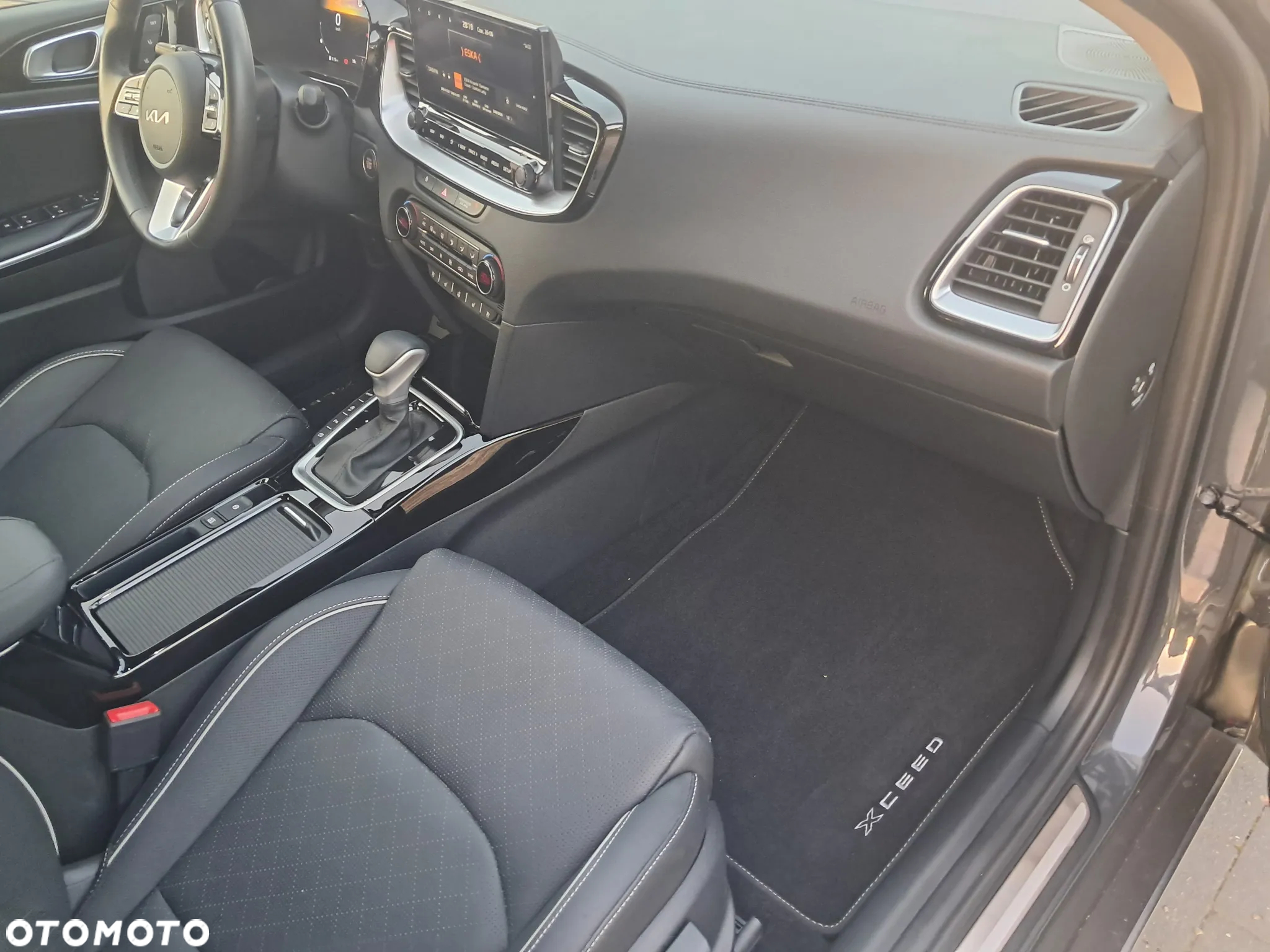 Kia XCeed 1.6 T-GDI Business Line DCT - 10