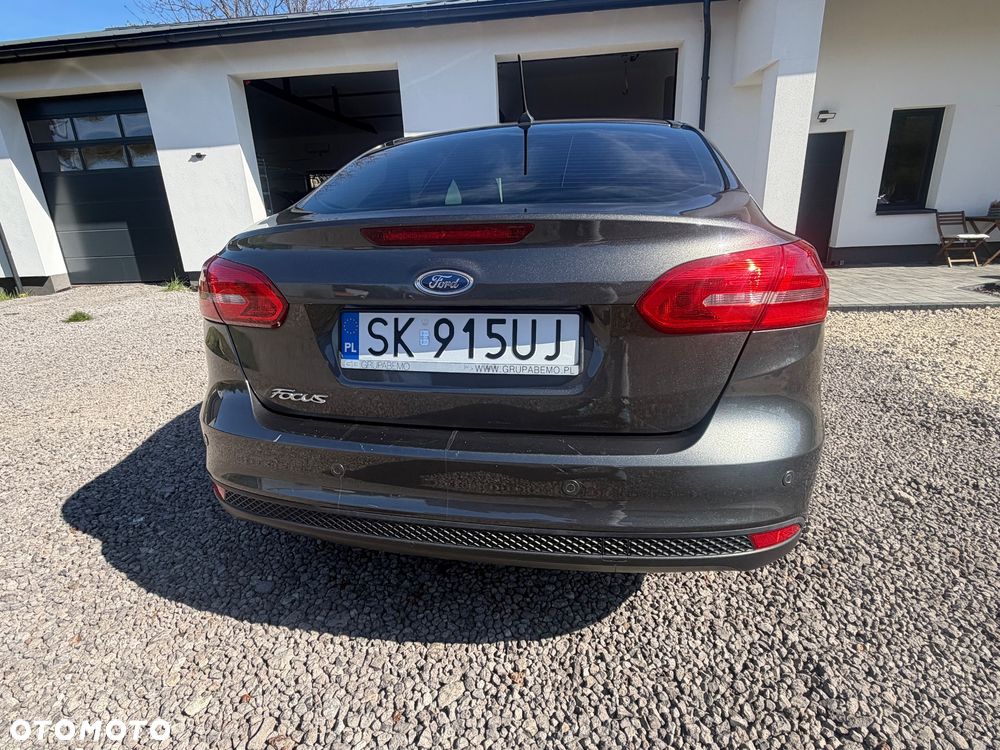 Ford Focus 1.6 Trend - 3