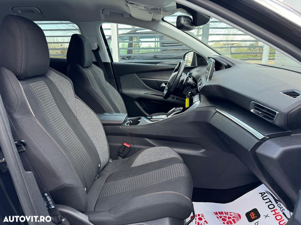 Peugeot 3008 PureTech 130 Stop & Start GPF EAT8 Allure - 12