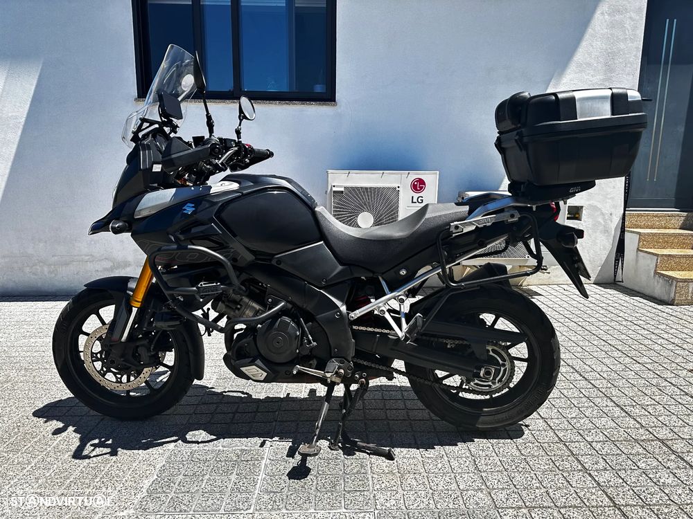 Suzuki DL 1000 - 6