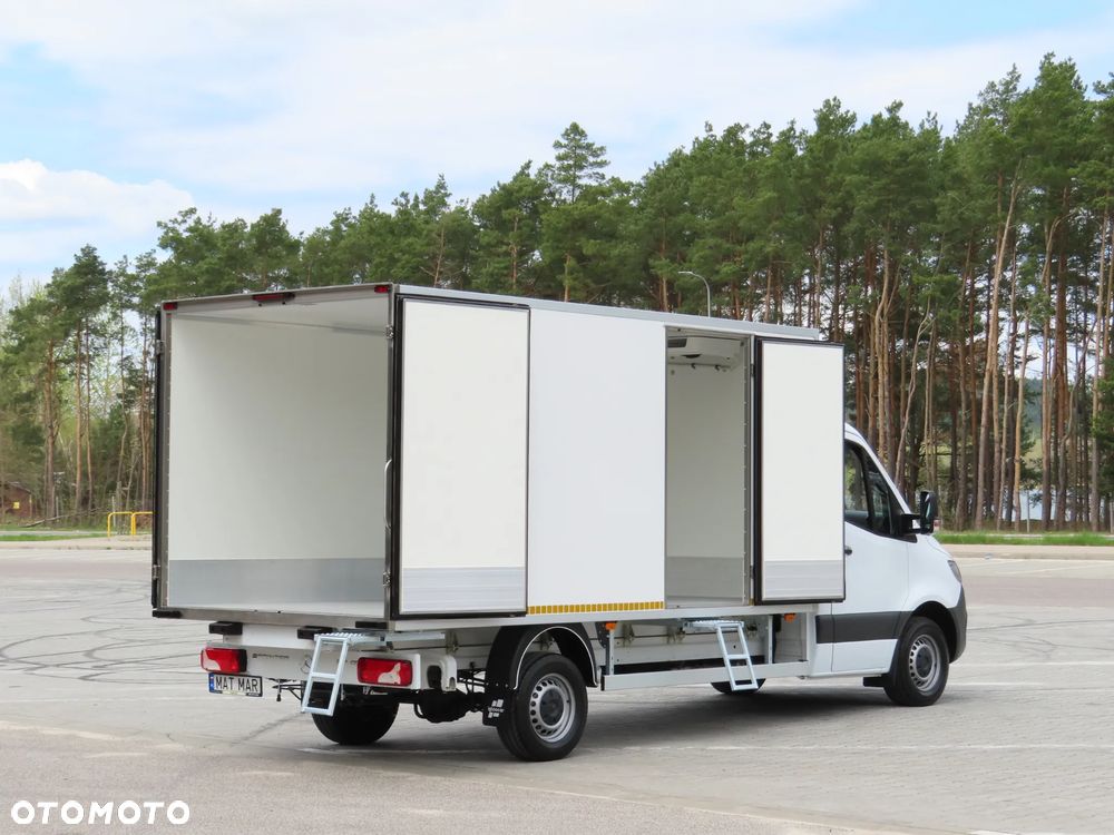Mercedes-Benz Sprinter 317 CDI 170 KM Chłodnia -32 st.C 8.E.Palet IGLOOCAR 4230 mm Boczne Drzwi, Agregat Thermo King V200 MAX, Rozstaw Osi 4325 mm, Ładowność 910 Kg, GWARANCJA FABRYCZNA,  Stan Wizualny I Techniczny NOWY Tak Jak Z Taśmy Produkcyjnej Gotowy Dostępny OKAZJA POLECAM - 21