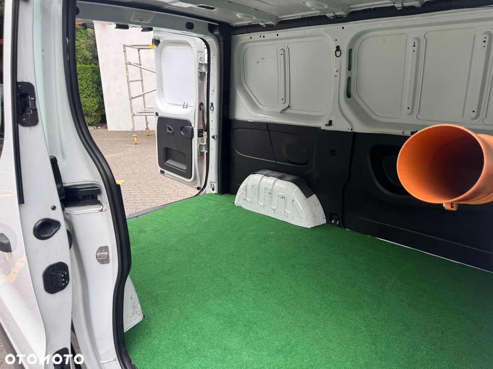 Renault Trafic - 29