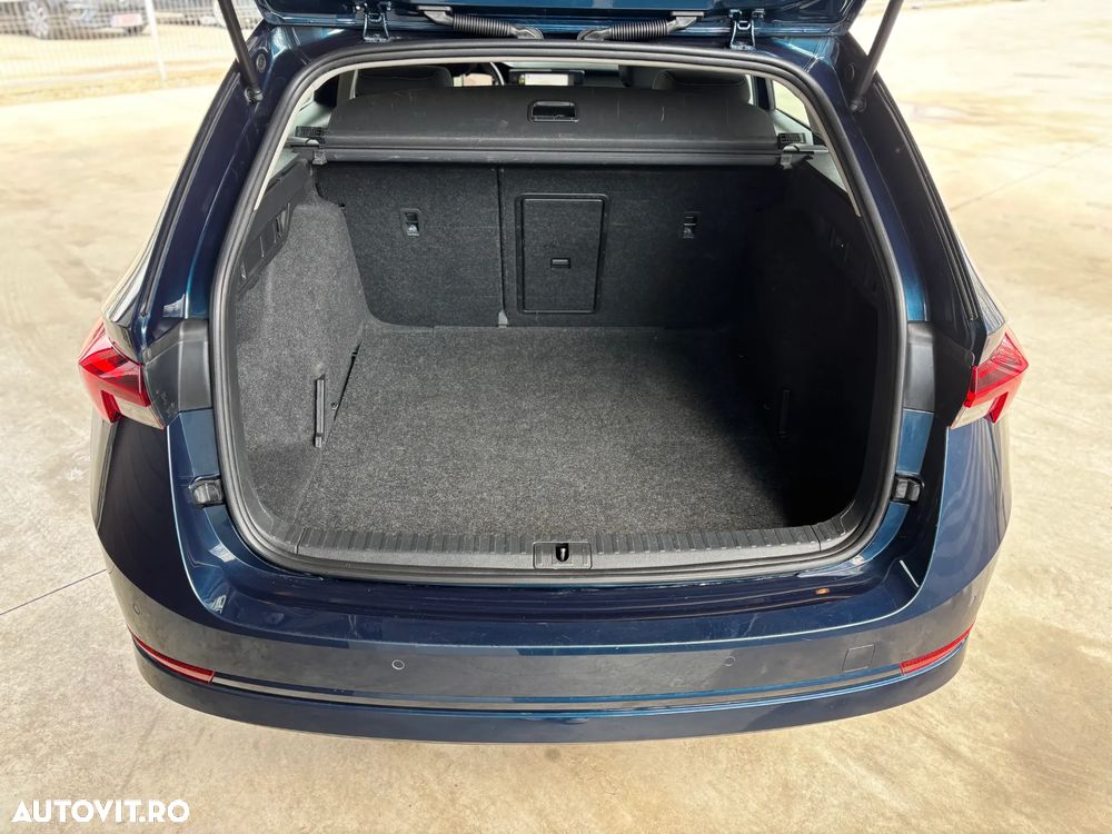 Skoda Octavia 2.0 TDI DSG Ambition - 11