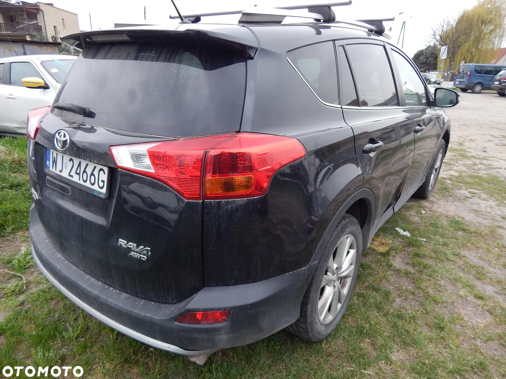 Toyota RAV4 - 8