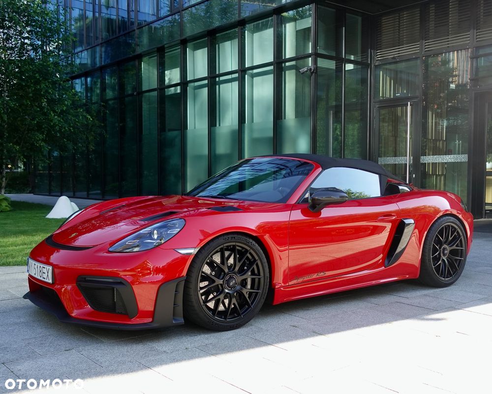 Porsche 718 Spyder - 4