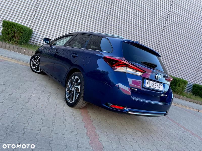 Toyota Auris 1.8 HSD Luna - 13