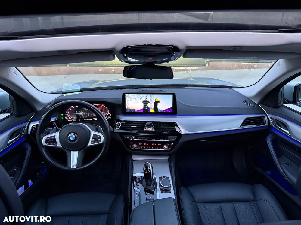 BMW Seria 5 530e Aut. Luxury Line - 35