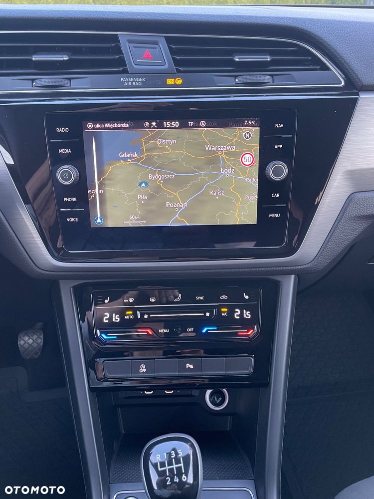 Volkswagen Touran 2.0 TDI BMT SCR Comfortline Plus - 26