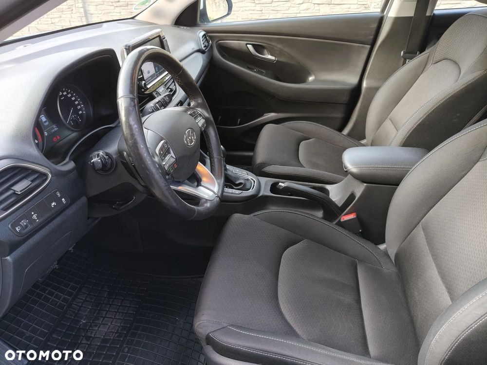 Hyundai i30 1.0 T-GDI GO Plus - 32