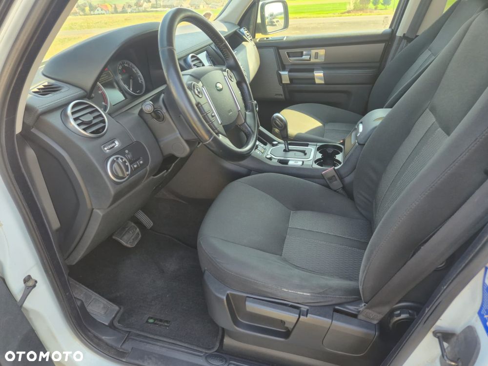 Land Rover Discovery SD V6 SE - 12