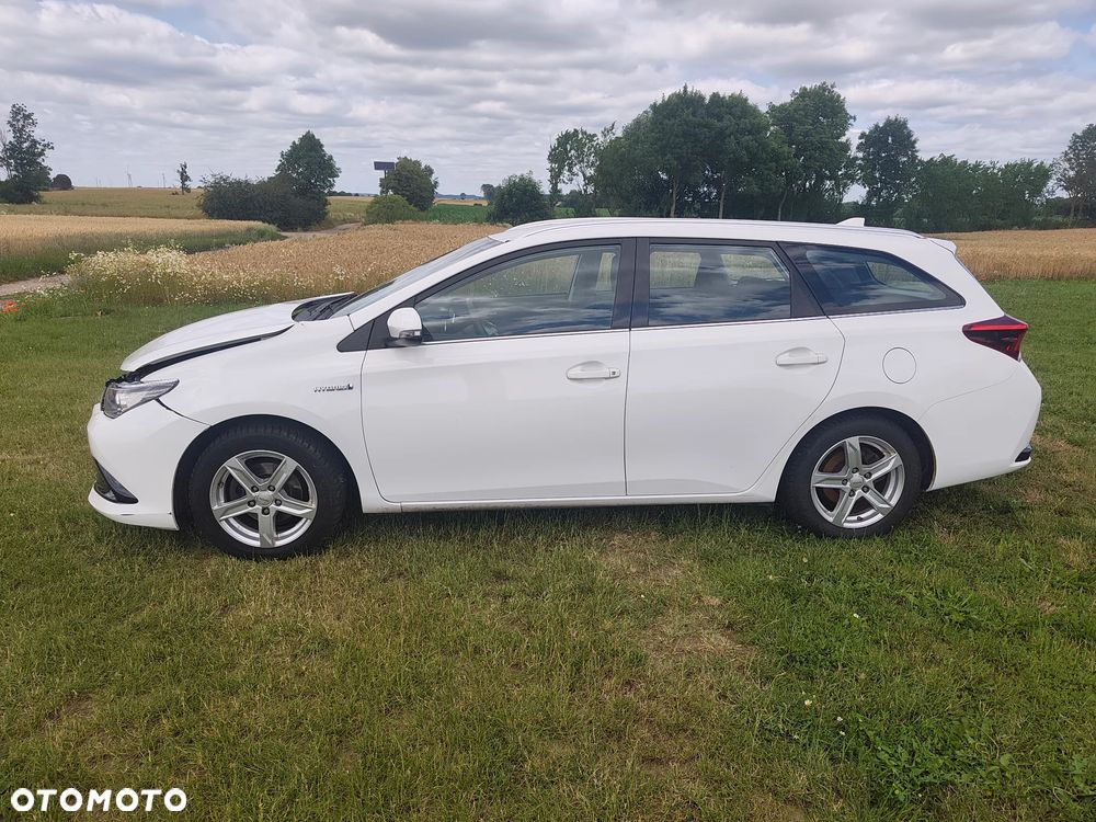 Toyota Auris - 2