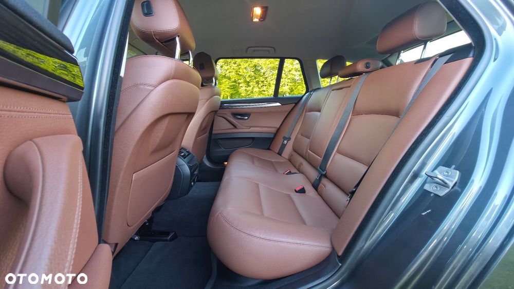 BMW Seria 5 520d xDrive Luxury Line - 25