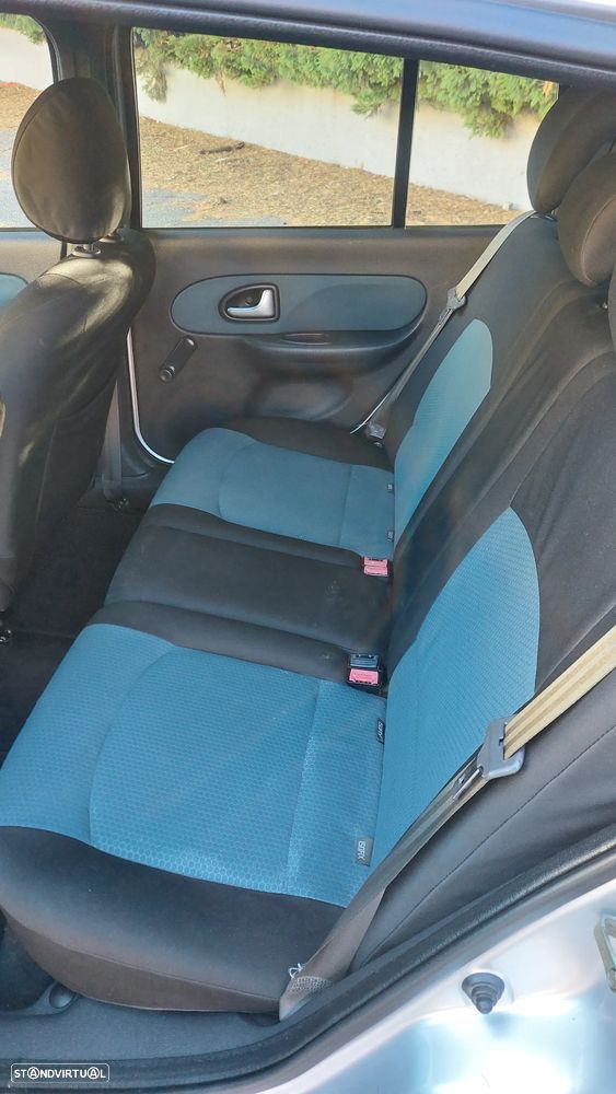 Renault Clio 1.2 SE Storia Confort - 8