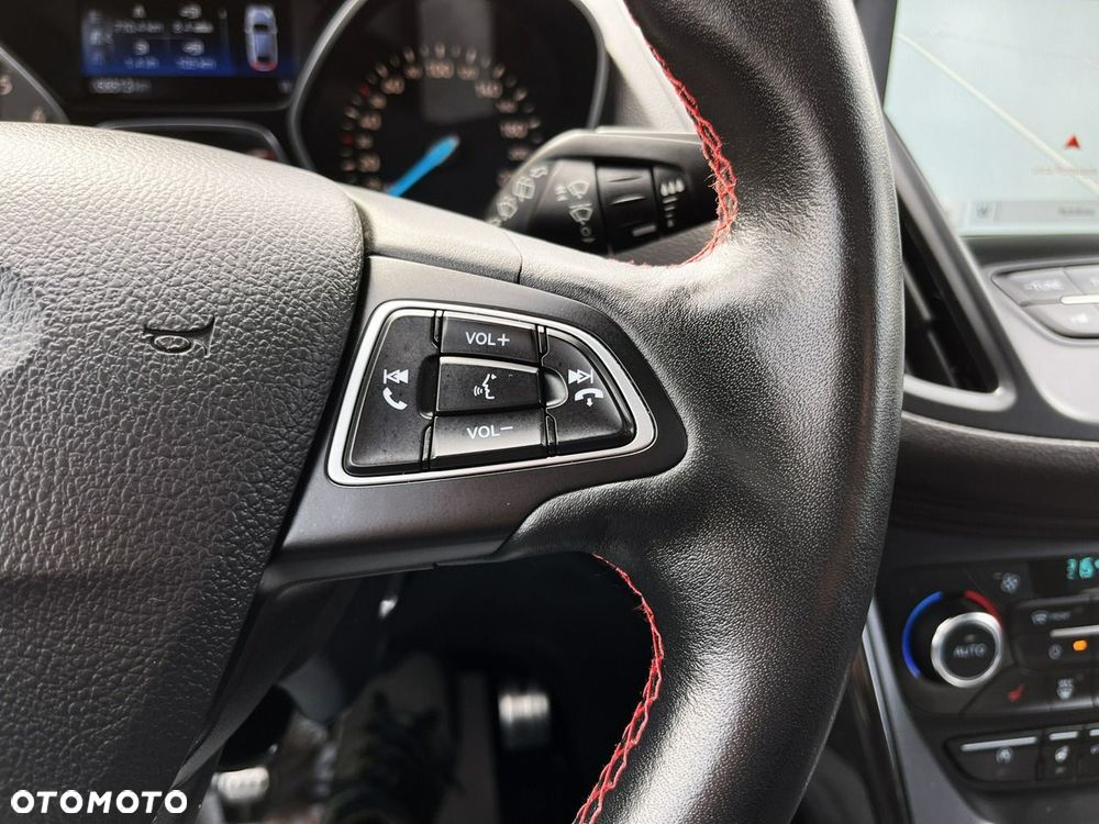 Ford Kuga 1.5 EcoBoost 2x4 ST-Line - 13