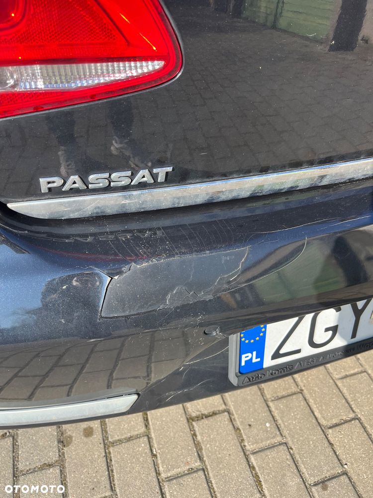 Volkswagen Passat 1.6 TDI DPF BlueMot Comfortline - 11