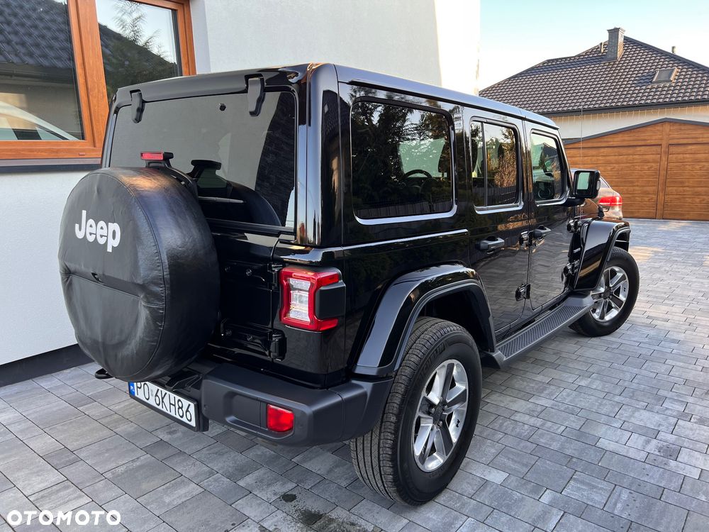 Jeep Wrangler Unlimited GME 2.0 Turbo Sahara - 23