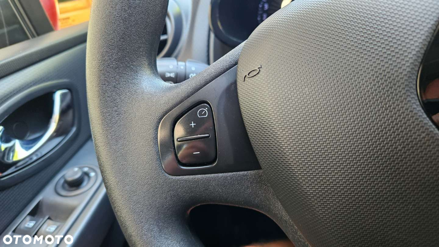 Renault Clio - 24