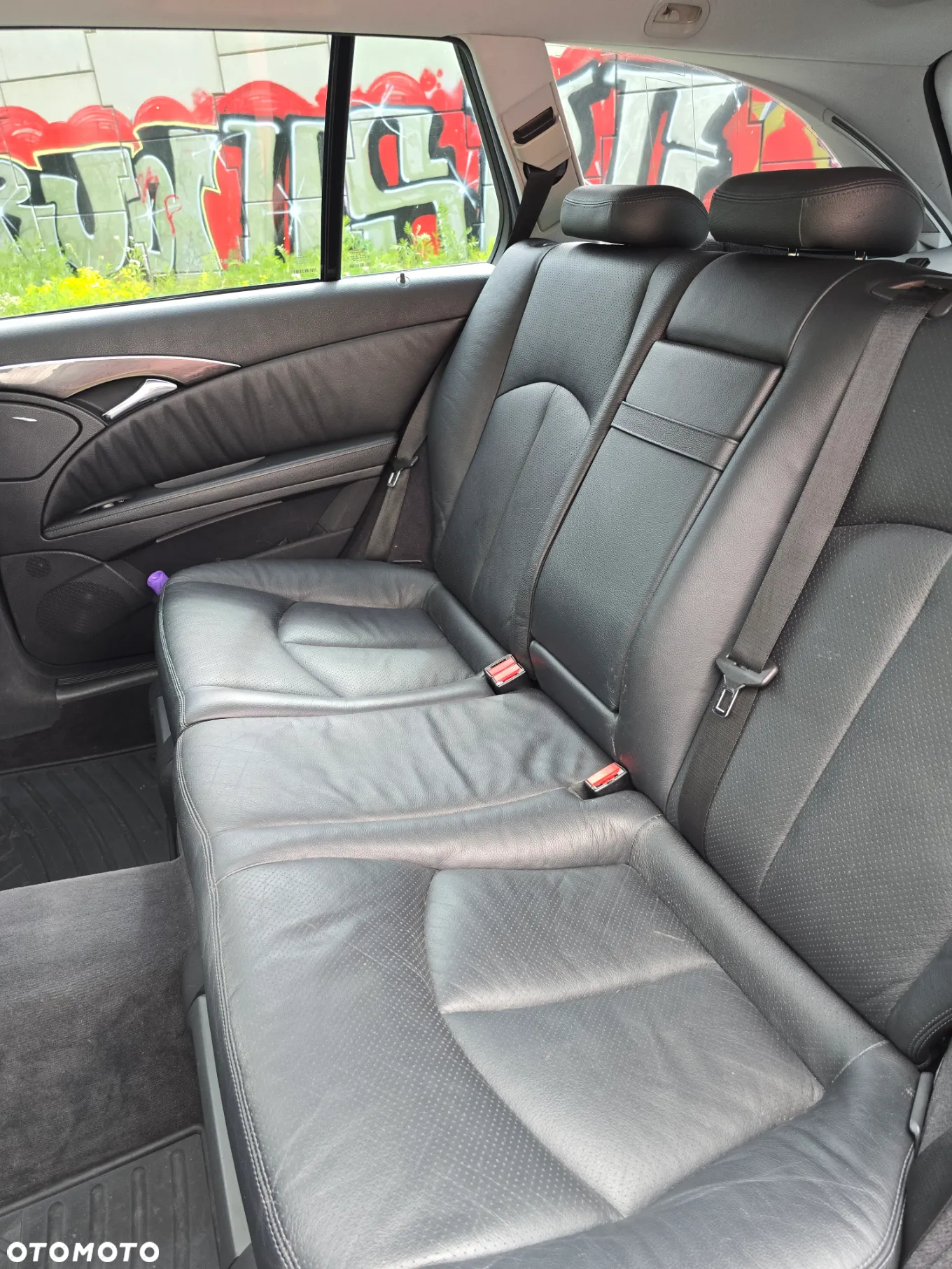 Mercedes-Benz Klasa E 320 T Avantgarde - 24