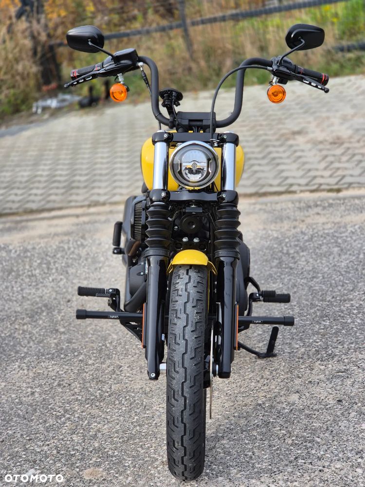 Harley-Davidson Softail Street Bob - 4