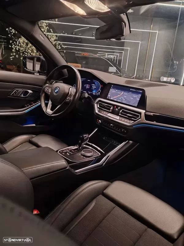 BMW 320 e Line Sport Auto - 3