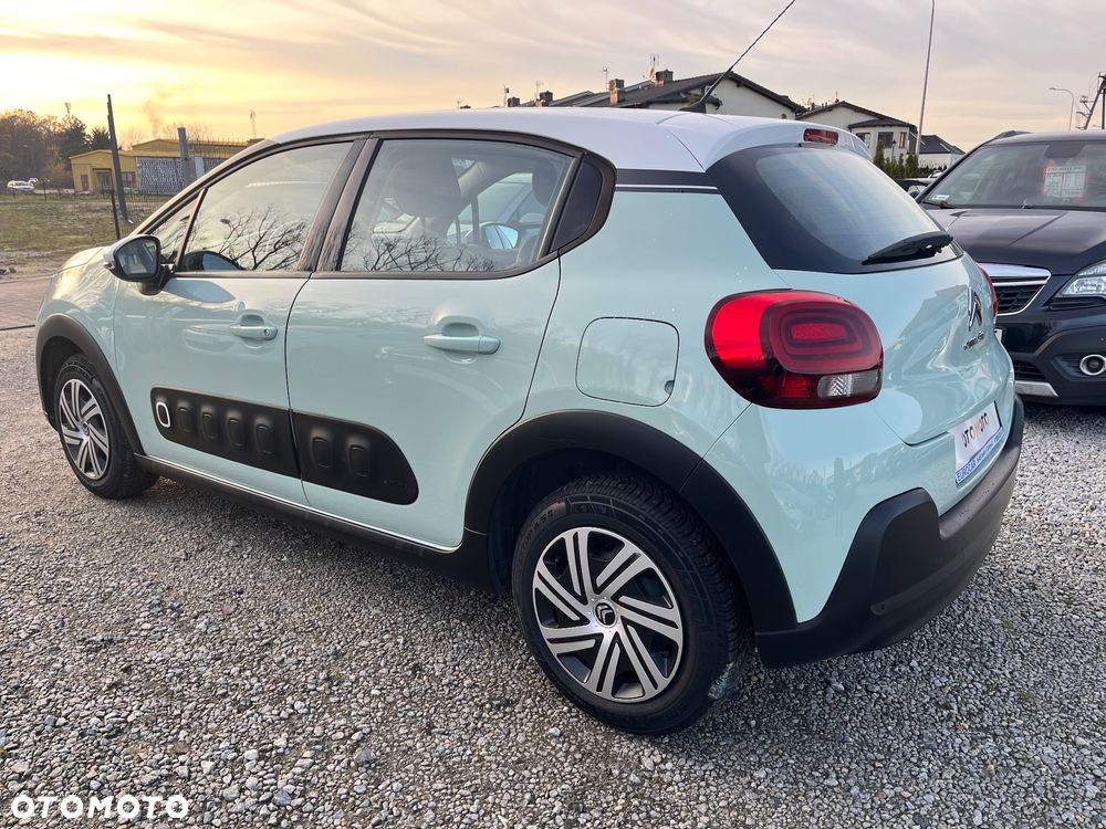 Citroën C3 Pure Tech 82 FEEL - 4