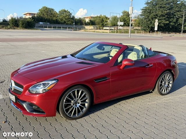 Mercedes-Benz SLC 300 9G-Tronic - 1