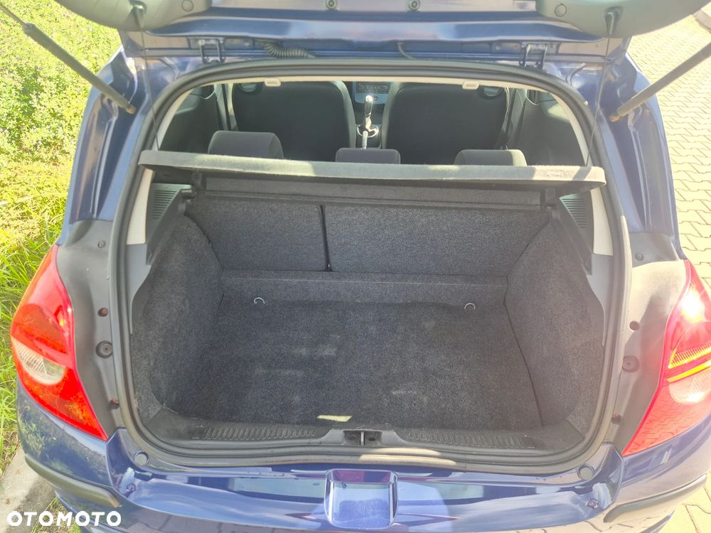 Renault Clio 1.2 16V 75 Dynamique - 15