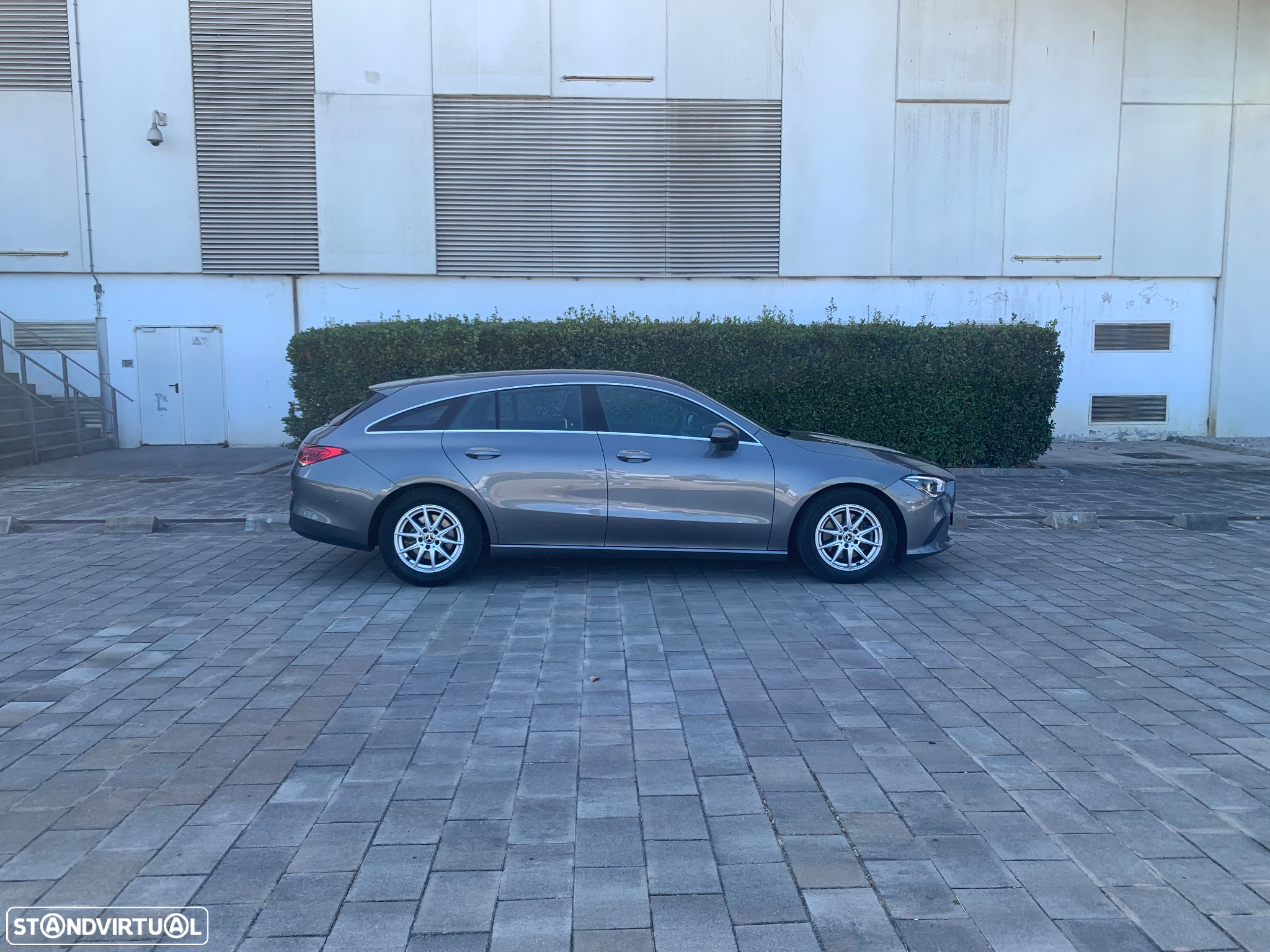 Mercedes-Benz CLA 180 d Shooting Brake 7G-DCT - 2