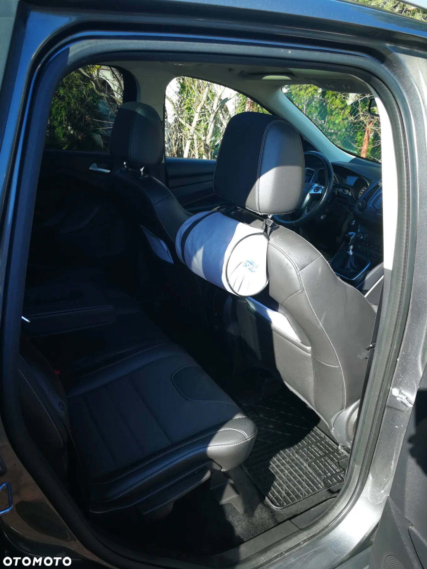 Ford Kuga 1.6 EcoBoost 2x4 SYNC - 9