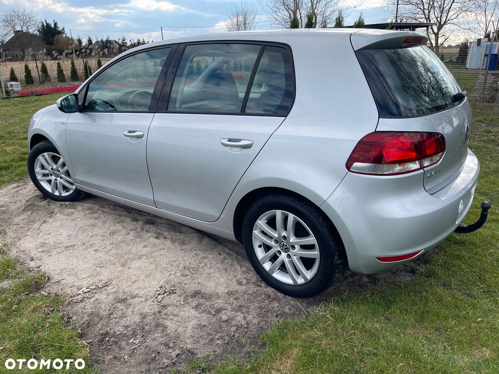 Volkswagen Golf 2.0 TDI DPF Highline - 2