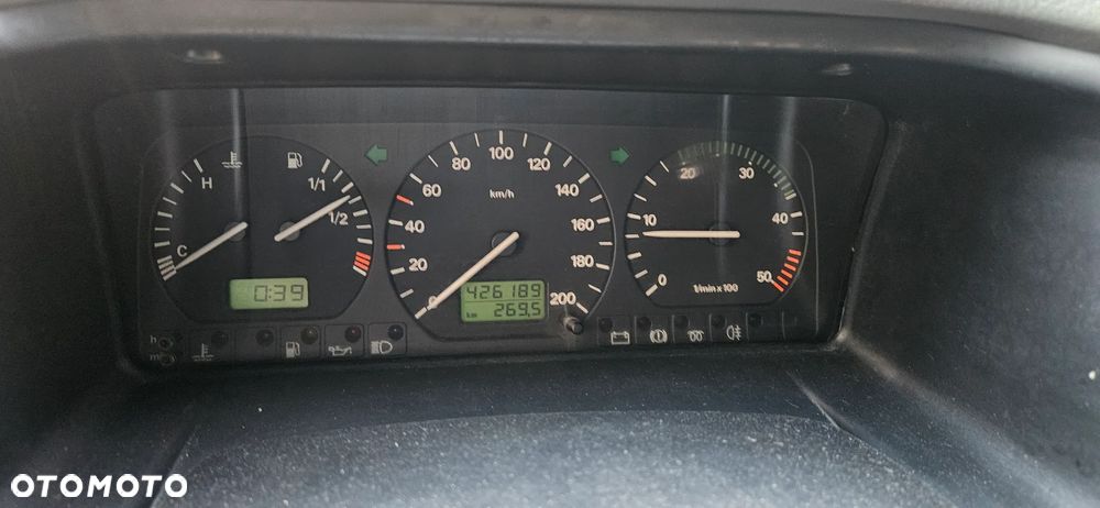 Volkswagen Transporter - 11