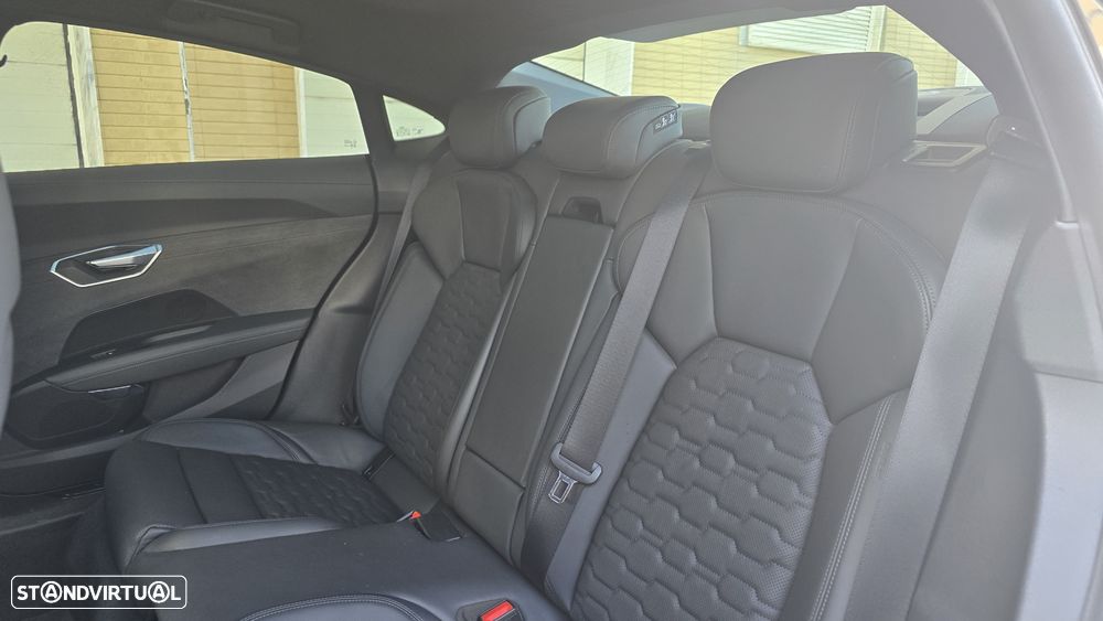 Audi e-tron GT quattro - 21