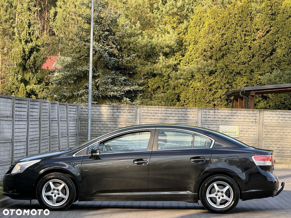 Toyota Avensis 1.8 Prestige - 34