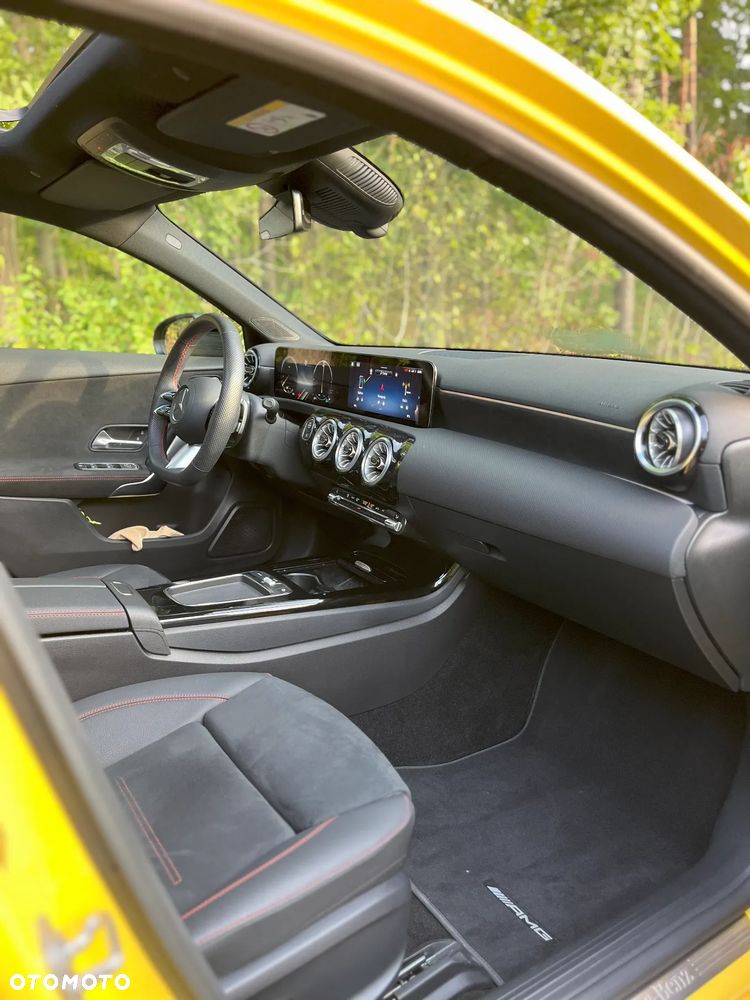 Mercedes-Benz Klasa A 250 4-Matic AMG Line 8G-DCT - 9