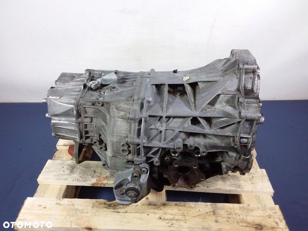 AUDI A8 D3 3.2 FSI SKRZYNIA BIEGÓW MULTITRONIC KTE - 1