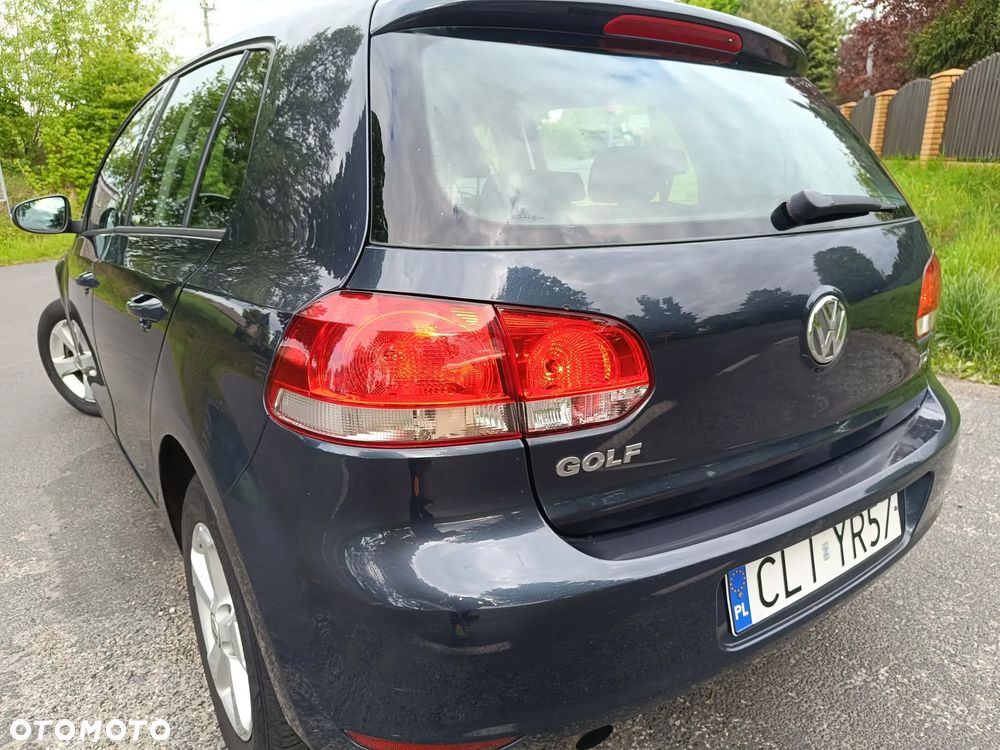 Volkswagen Golf 1.6 TDI BlueMotion Technology Comfortline - 8