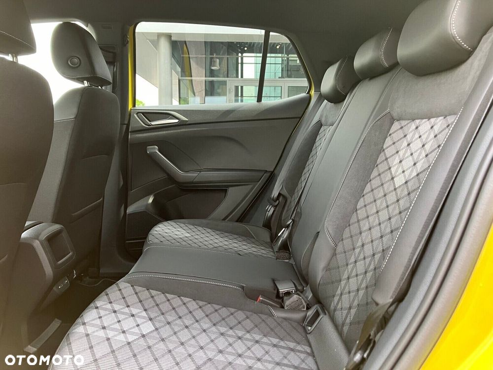 Volkswagen T-Cross - 23