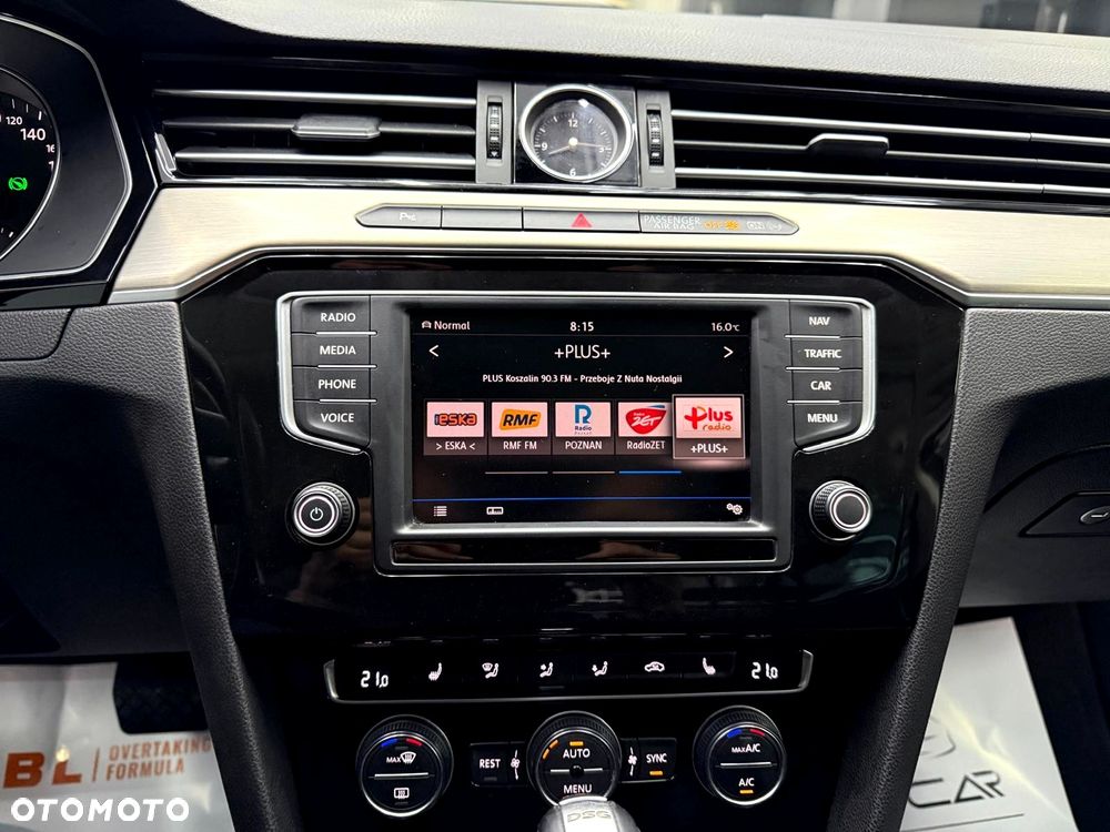 Volkswagen Passat 1.8 TSI (BlueMotion Technology) DSG Highline - 20