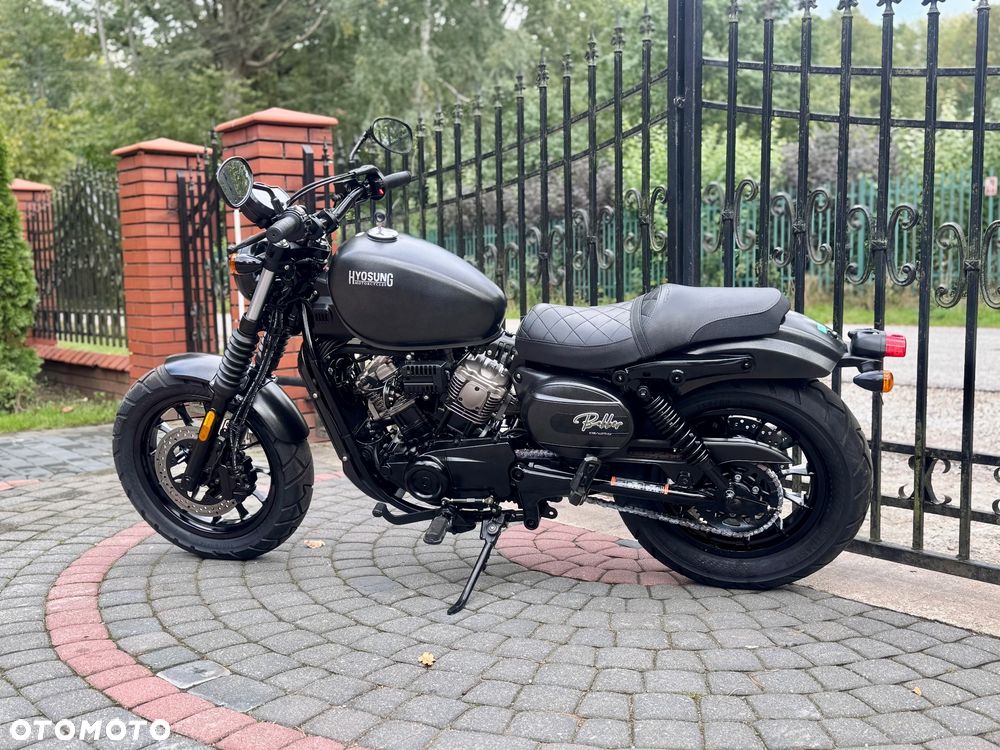 Hyosung GV - 7