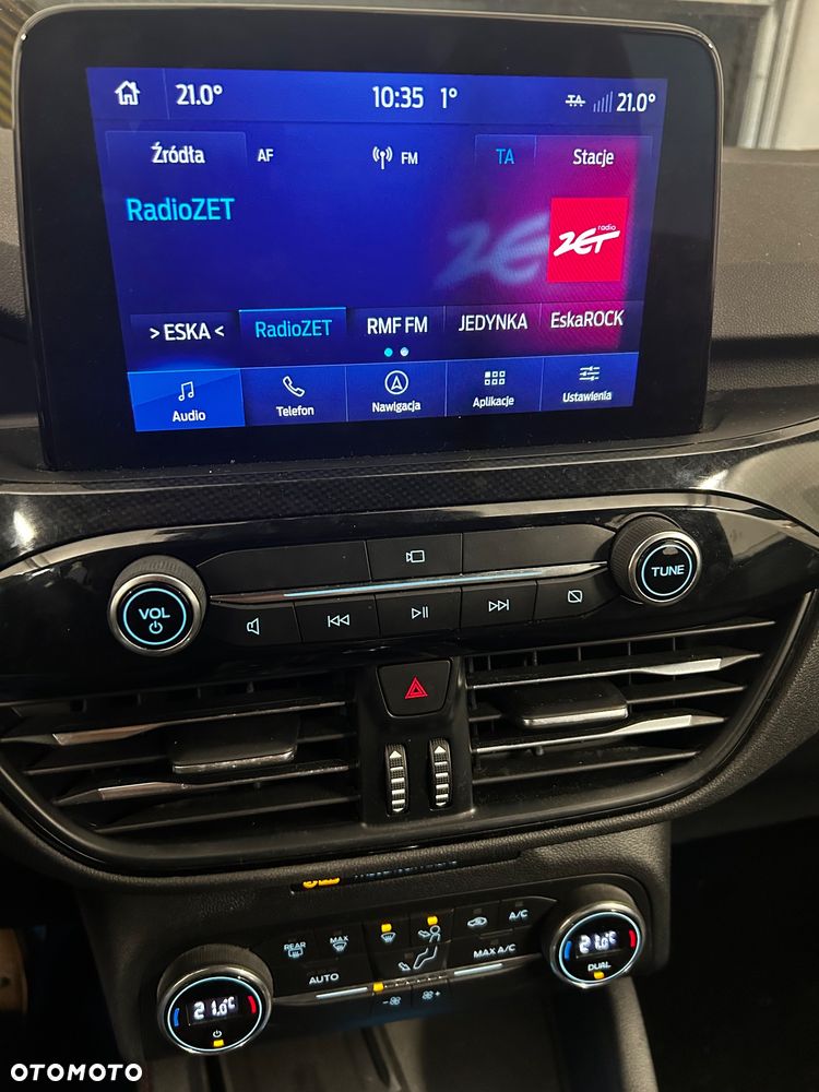 Ford Kuga 2.0 EcoBlue Hybrid ST-LINE - 24