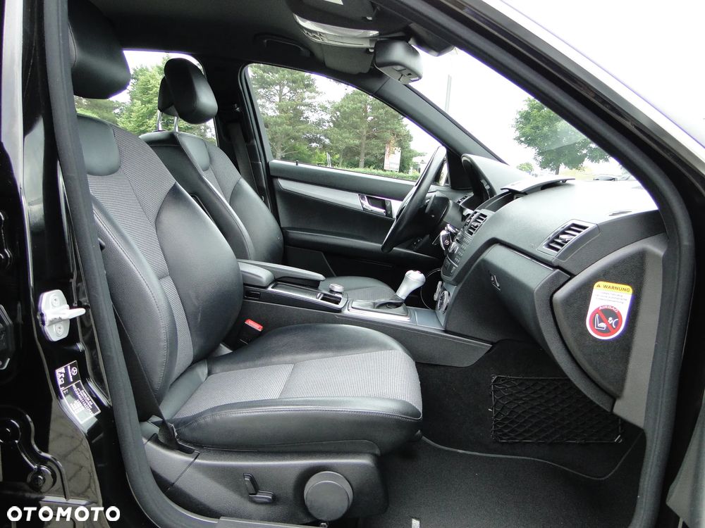 Mercedes-Benz Klasa C 200 7G-TRONIC Avantgarde Edition - 8
