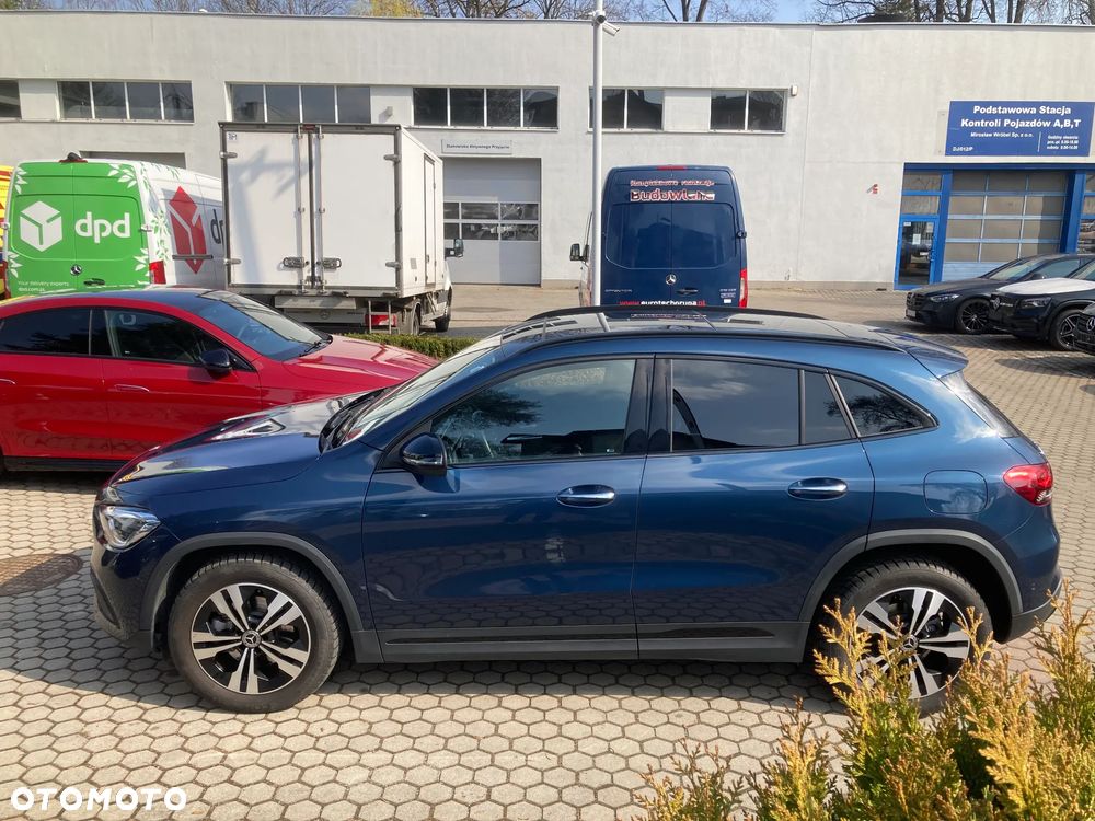 Mercedes-Benz GLA - 5