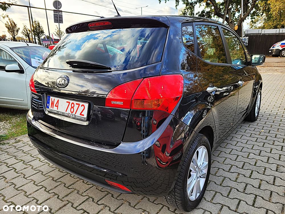 Kia Venga 1.4 CVVT Fifa World Cup Edition - 5