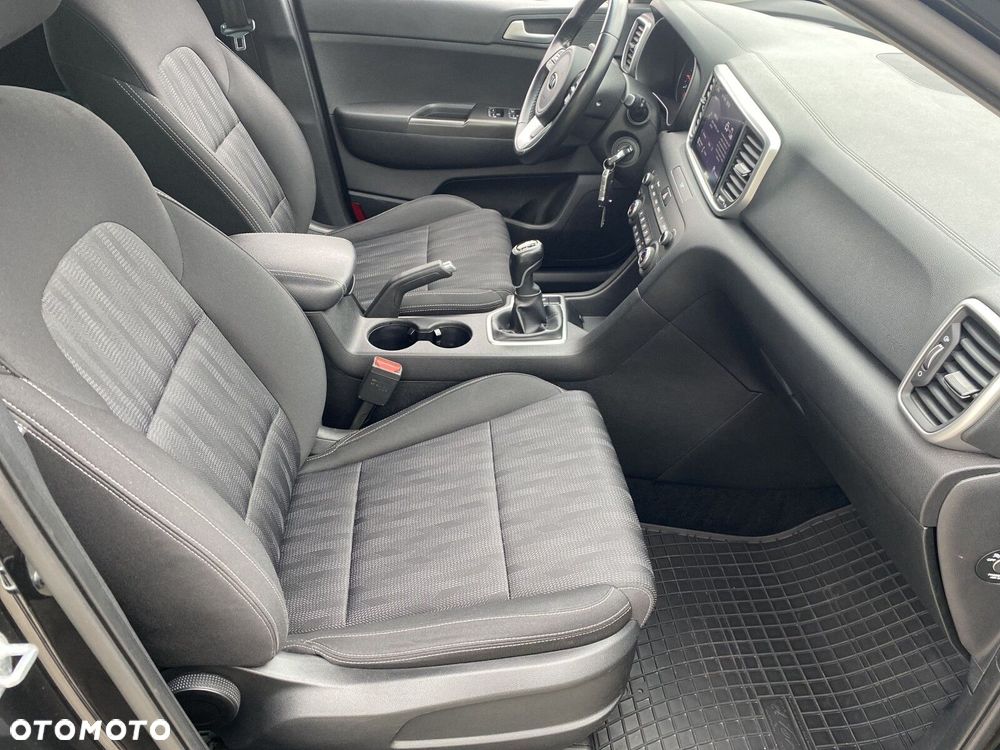 Kia Sportage - 16