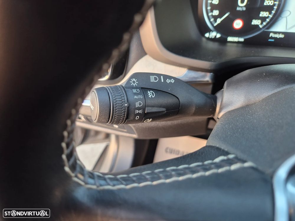 Volvo V60 2.0 T8 AWD TE Inscription - 30