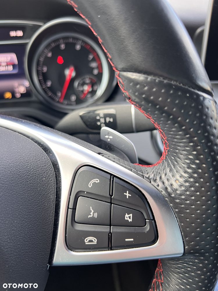 Mercedes-Benz GLA 200 7G-DCT AMG Line - 5